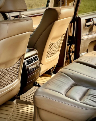 Toyota Land Cruiser cena 169690 przebieg: 190400, rok produkcji 2008 z Tyczyn małe 211